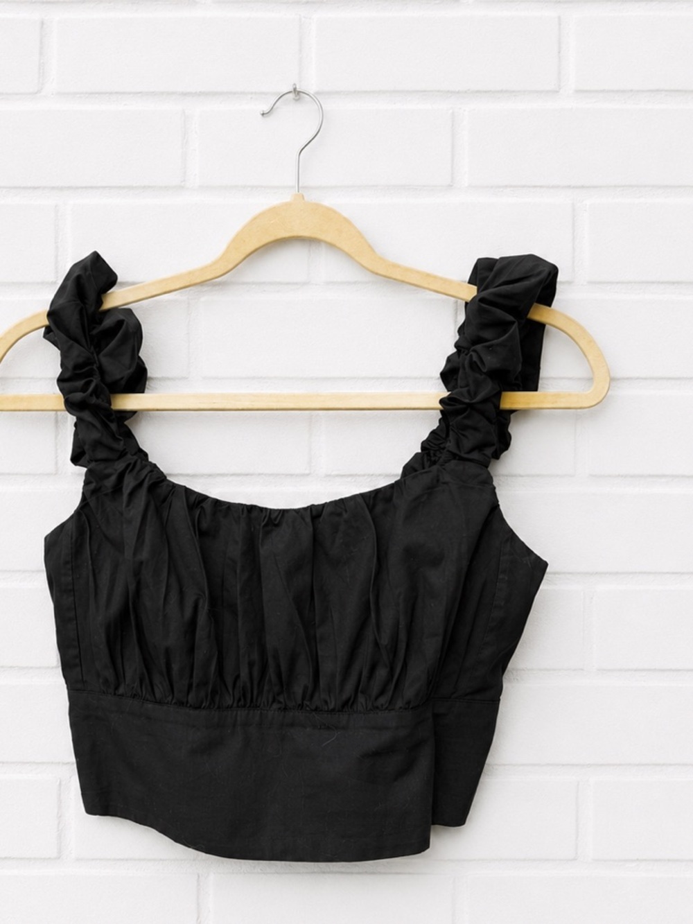 Abercrombie & Fitch Crop Top Shirt Black Ruffle sleeve smock back Beachy whimsi